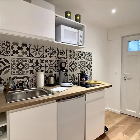 Elfeuf Centre - Chez Maxime * エルブフ