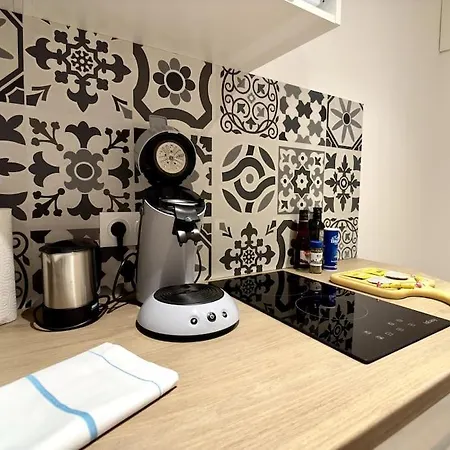 Elfeuf Centre - Chez Maxime Apartment